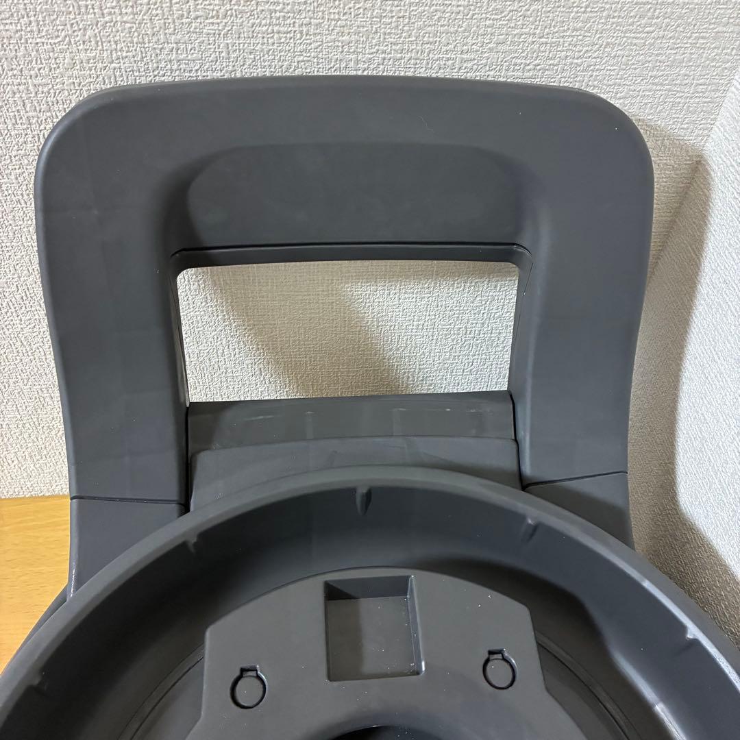 コンビ THE S ISOFIX のせかえベース