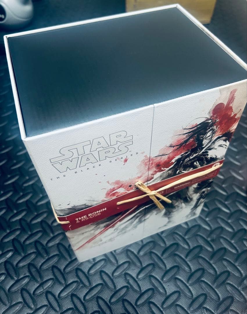 スター・ウォーズ ブラックシリーズ ローニン&R5-D56