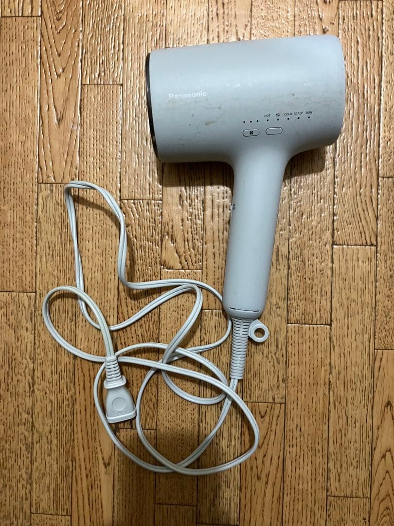 ジャンク品2024年度製ナノケア　Panasonic EH-NA0J ドライヤー