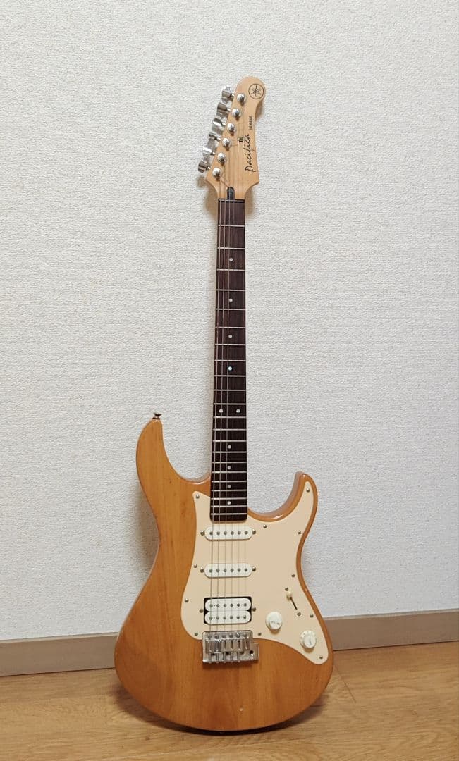 最終値下げ エレキギター パシフィカ ギターケース　ミュージックランドKEY