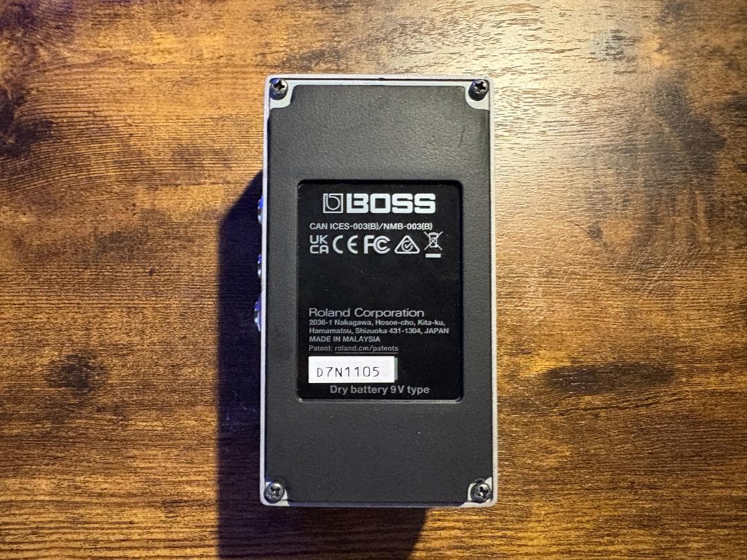 ギター BOSS - SY-1 Synthesizer