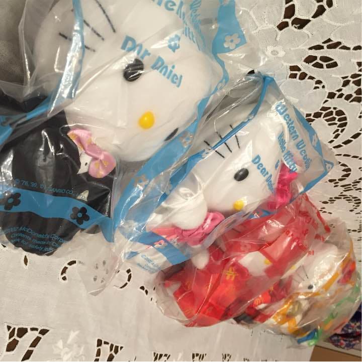 限定品 新品未開封 中国マグドナルド×ハローキティコラボぬいぐるみ 8体