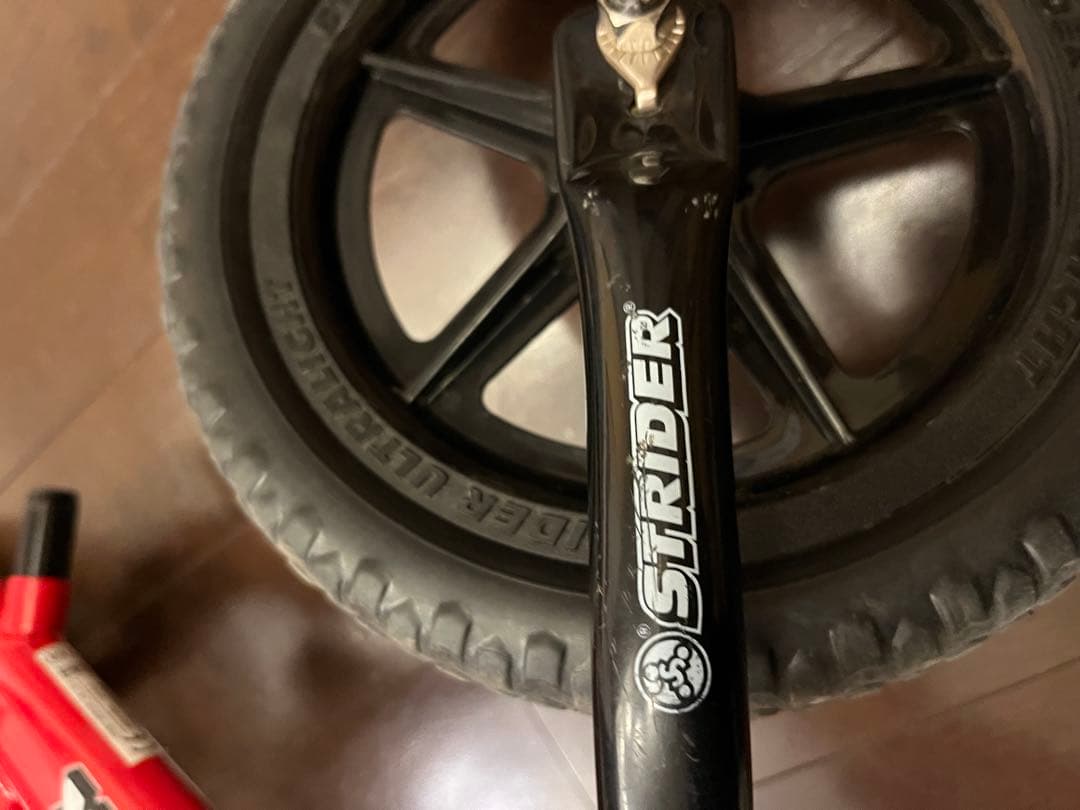 【屋内保管】ストライダー スポーツモデル 箱とキャリーバッグ付属