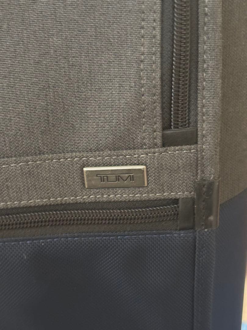 TUMI キャリーケース グレー