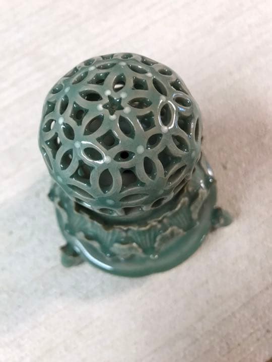 高麗青磁　香合　木箱付