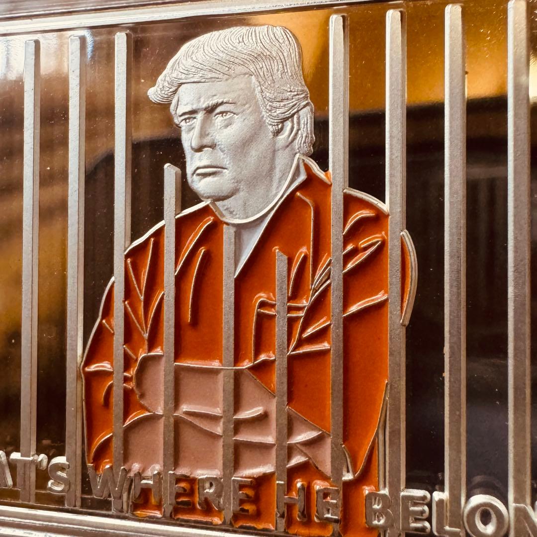 トランプ大統領　バイデン大統領　1オンス　カラー　純銀バー　ジェイル