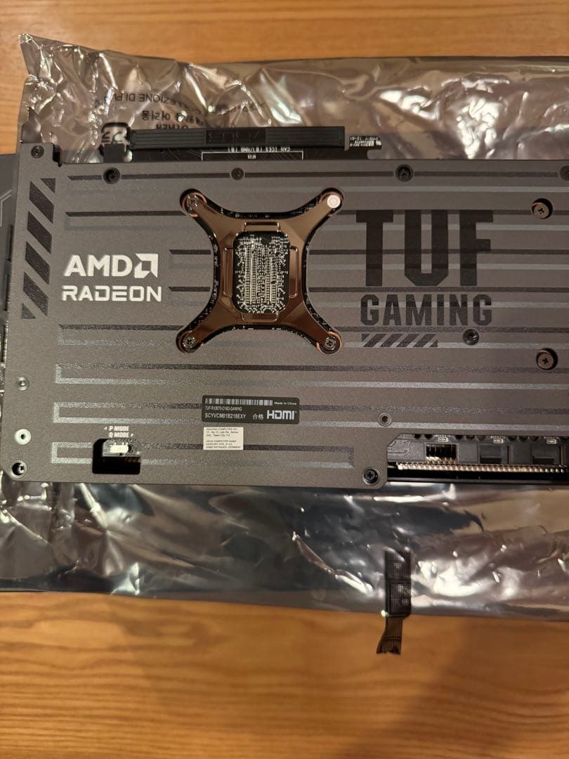 グラフィックボード・グラボ・ビデオカード ASUS TUF Gaming Radeon RX 9070 16GB OC