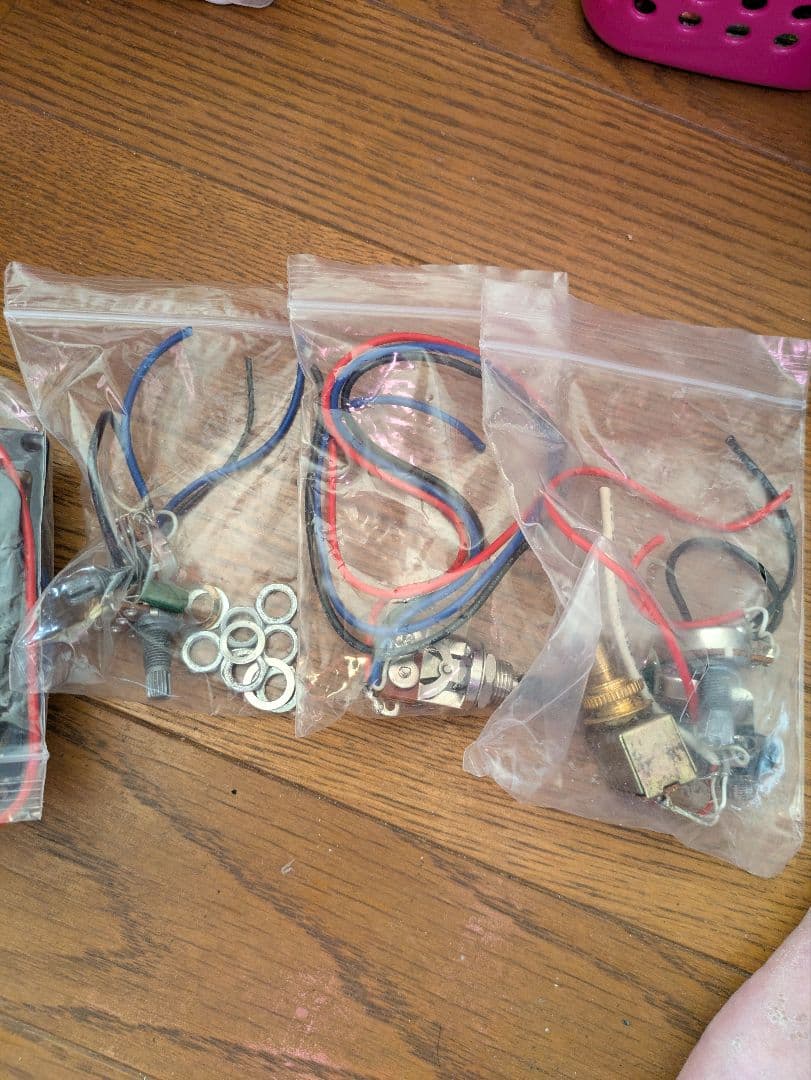 r*m様 スーパージャンク!! Gibson Maestro エレキギター レッ