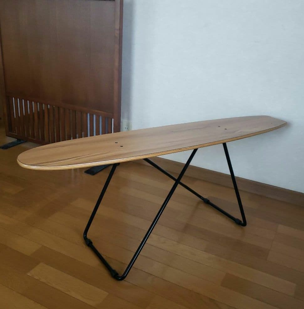 【ROOM ESSENCE/スケートボードテーブル】