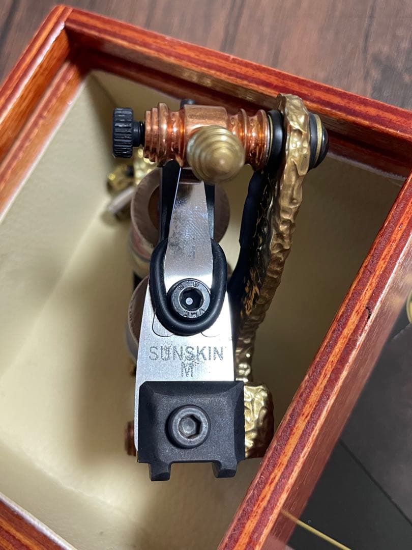 Sunskin tattoomachine LINERタトゥーマシン手製の機械