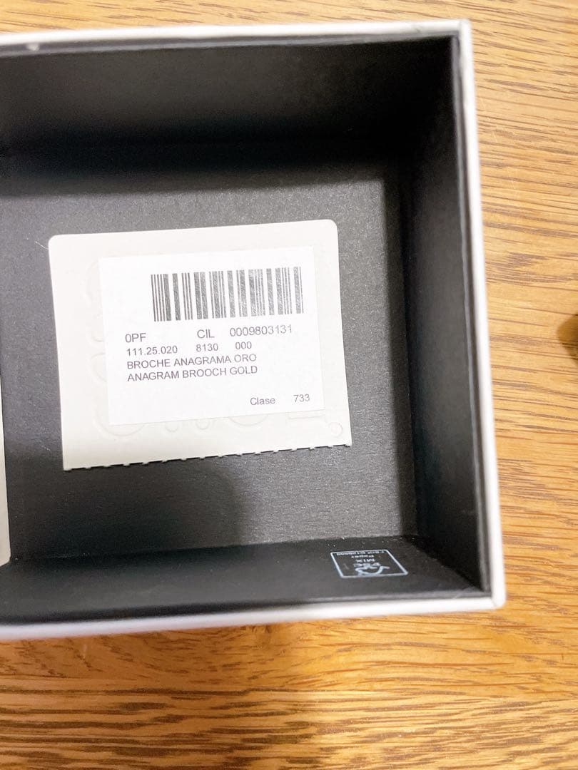 LOEWE 正規品！　ロエベ アナグラム ブローチ(メタル)ゴールド