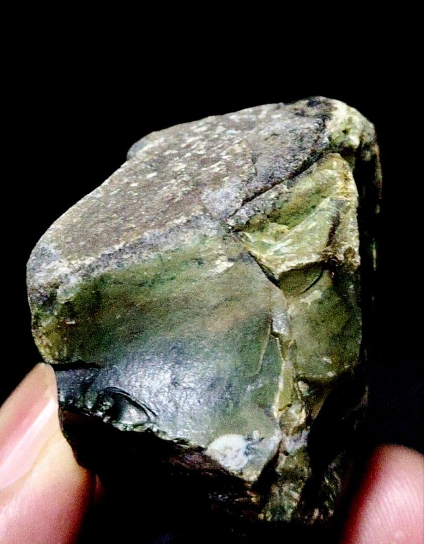 ★アゲート原石★糸魚川グリーン碼碯【姫川・転石・川ズレ・ウブ149ｇ】