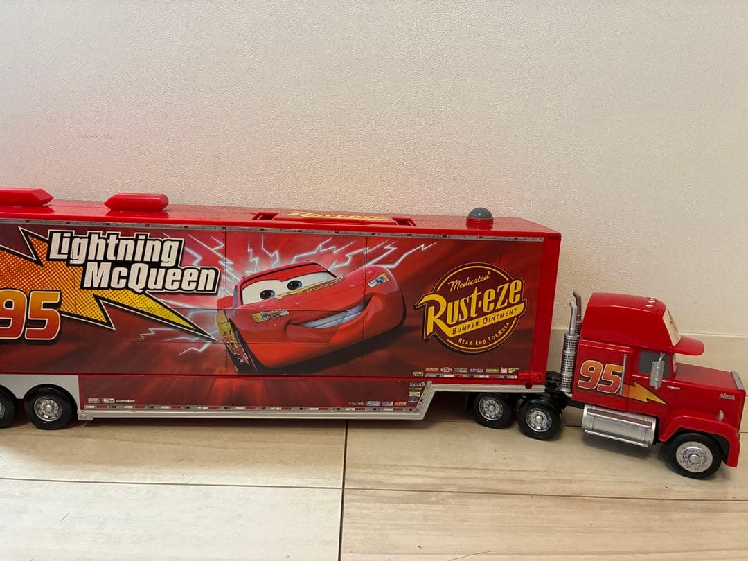 カーズ　大きなマック