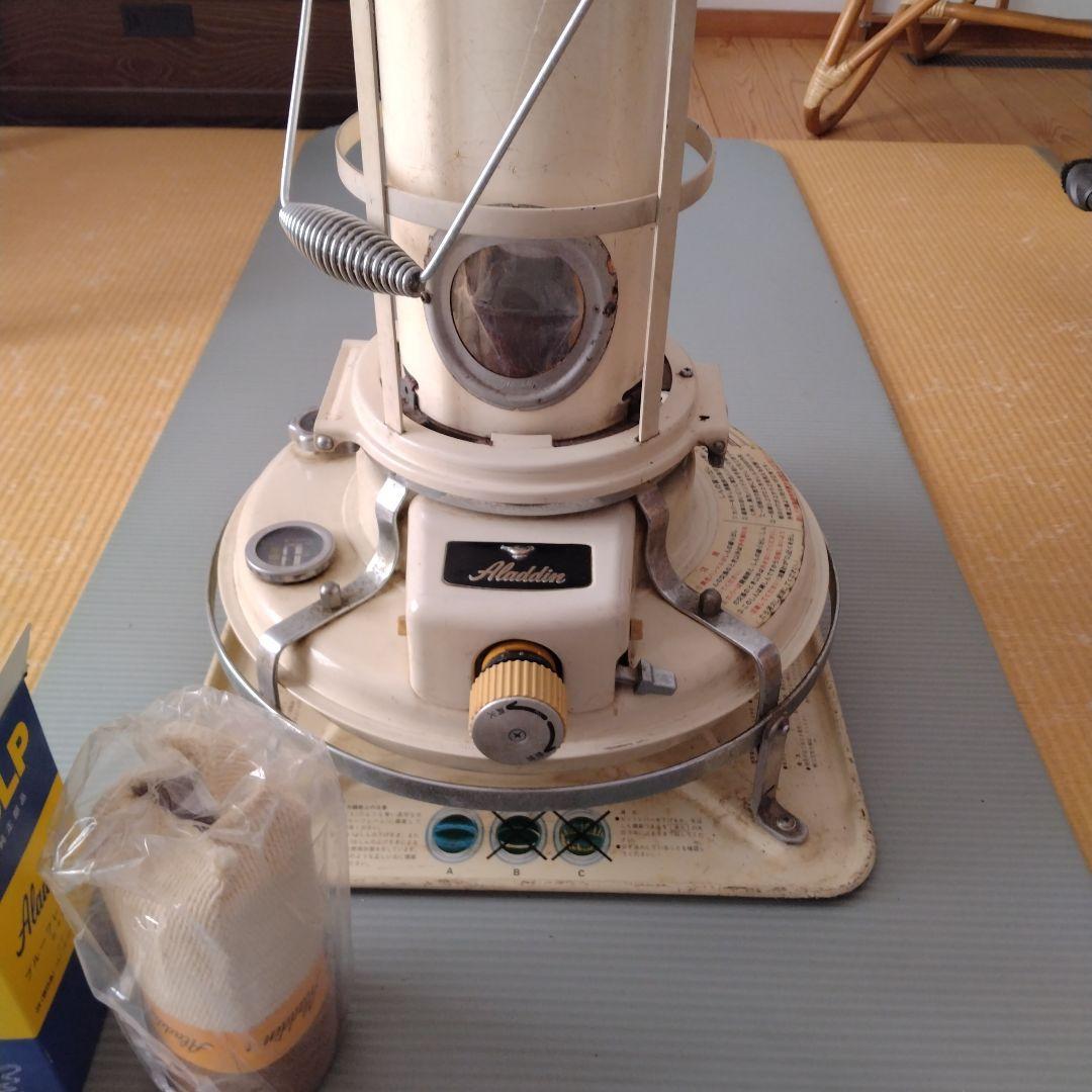 アラジン　ストーブ　　純正・替え芯付き