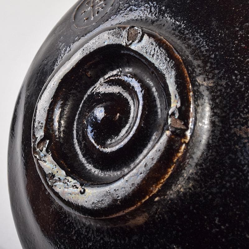 茶道具　楽吉左衛門　九代　了入作　黒楽茶碗　時代箱付　V　R9357