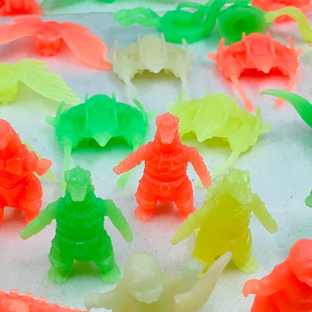 【激レア 当時物】ゴジラVSメカゴジラ　光るゴジラ！ 54種セット