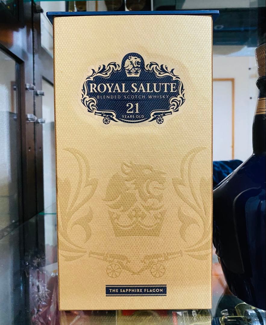  Salute 21年 Sapphire Flagon 700ml.