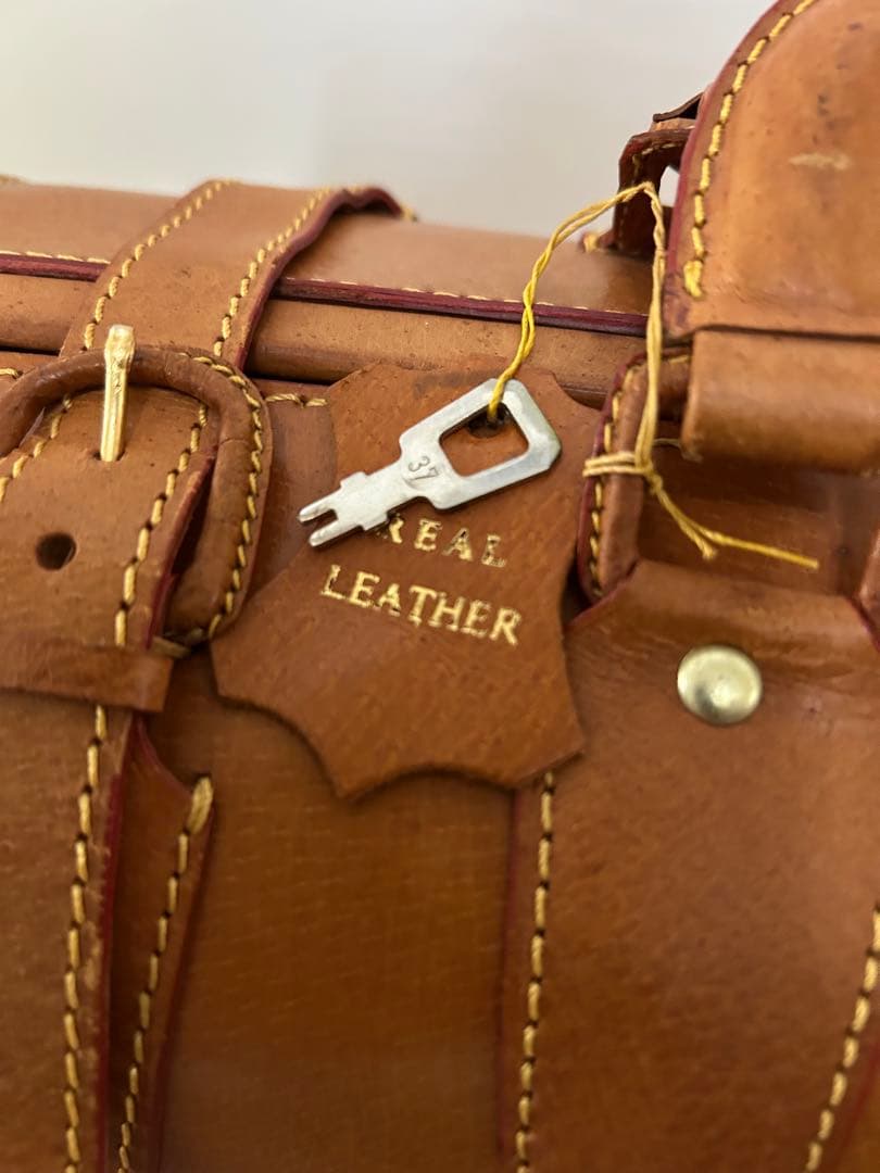 (極美品) Bruno Conti ブルーノコンテイ ボストンバッグ 本革