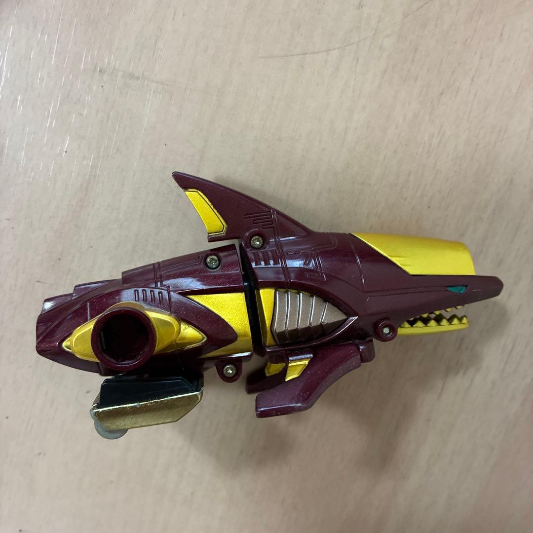 ガオレンジャー　DXガオタイガー　ガオレオン　ガオソーシャーク 尻尾無し