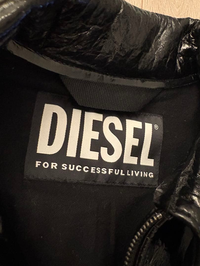 ディーゼル　エナメルジャケット