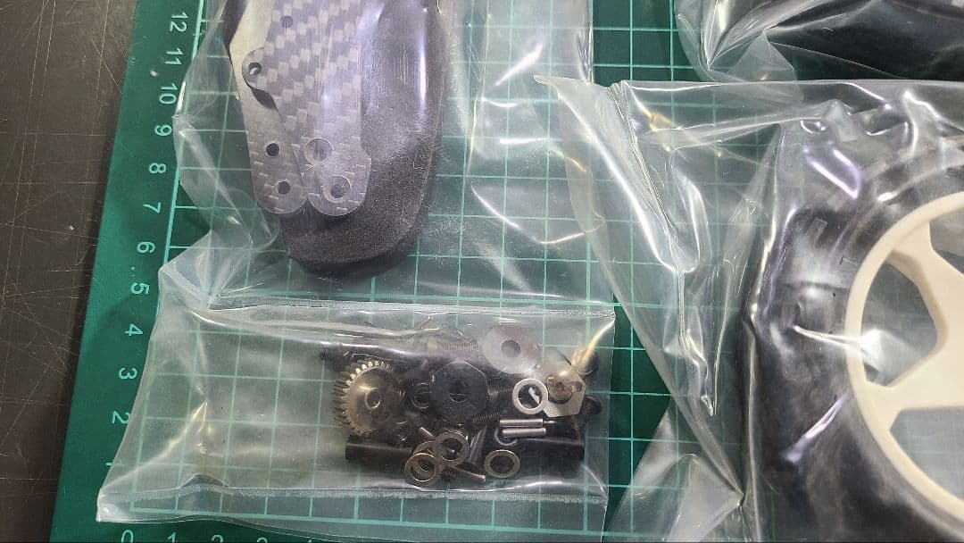 タミヤTT02Bタイプのフルベアリングフルオプション車