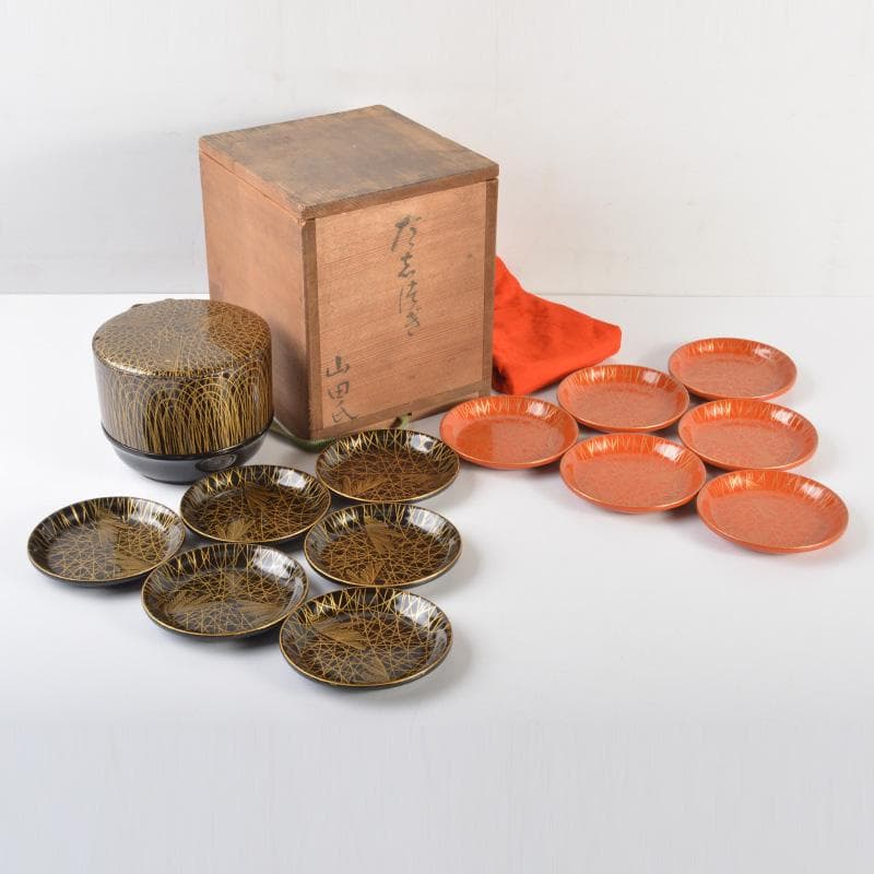 漆塗　黒漆　朱漆　金蒔絵　盃　十二客　時代箱付　V　6505