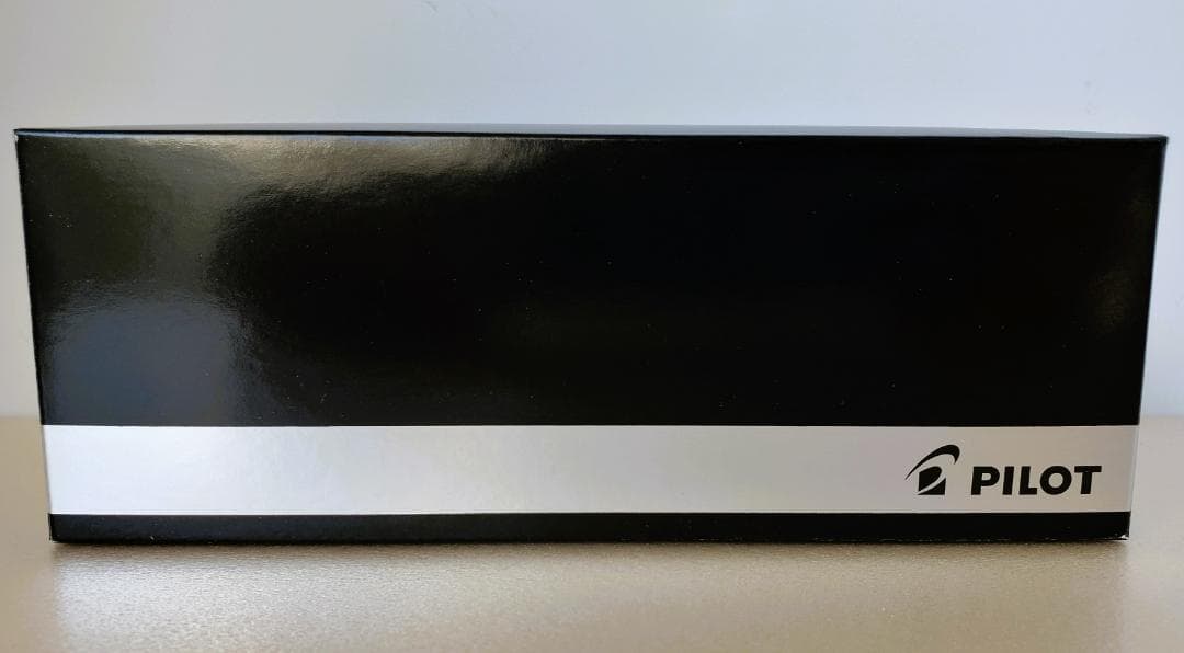 【希少品】【新品・未使用】PILOT 油性ボールペン（グランセ・ロジウム）