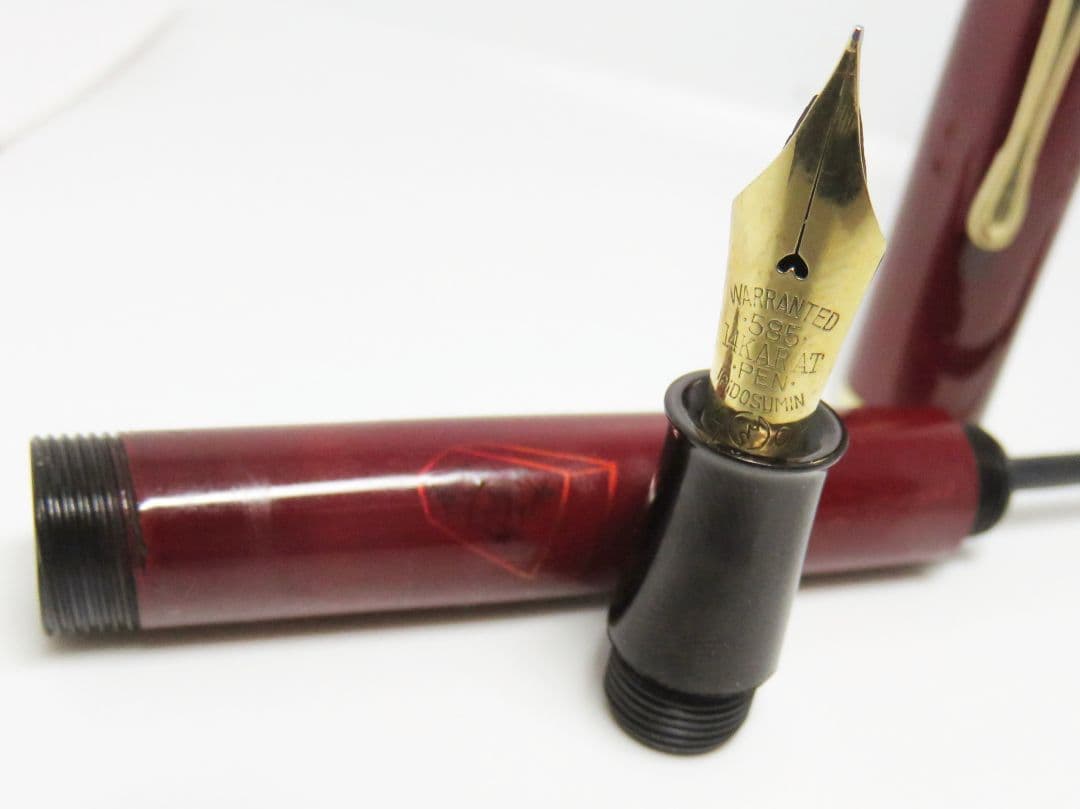 白檀塗り万年筆 14k 銘入り 永弘 兜木 蒔絵 インキ止め warranted