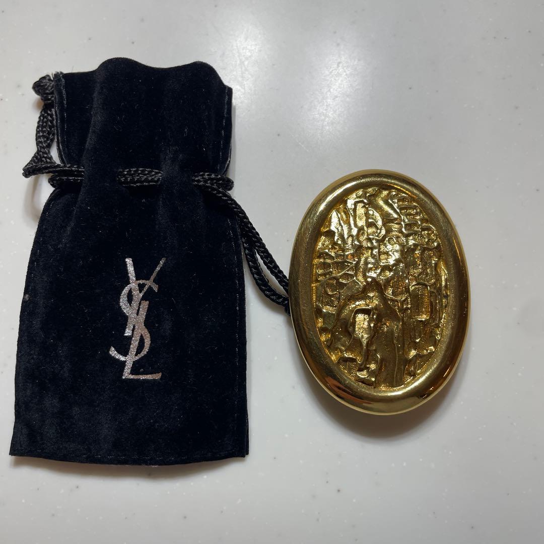 Yves Saint Laurent イヴ•サンローラン ブローチ フランス製