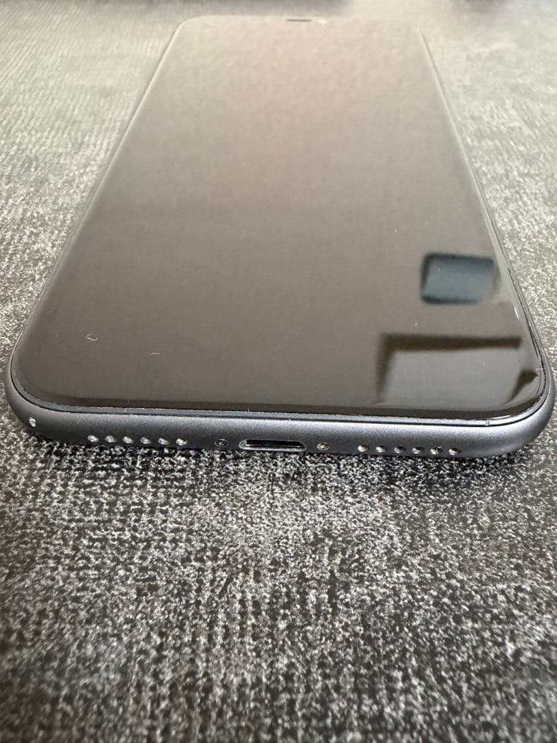 Apple iPhone 11 ブラック 本体 64gb バッテリー87%