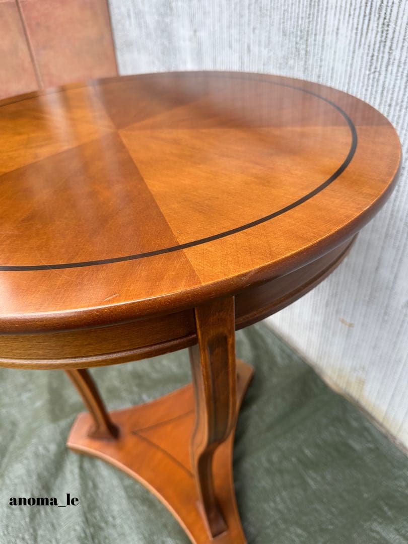 【サイドテーブル】木製　イタリア　オケージョナル　飾り台　花台　インテリア◎