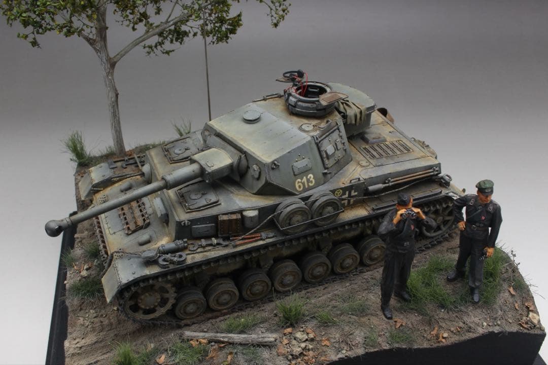 1/35 Ⅳ号戦車　G型　ドラゴン　ジオラマ　プラモデル　模型