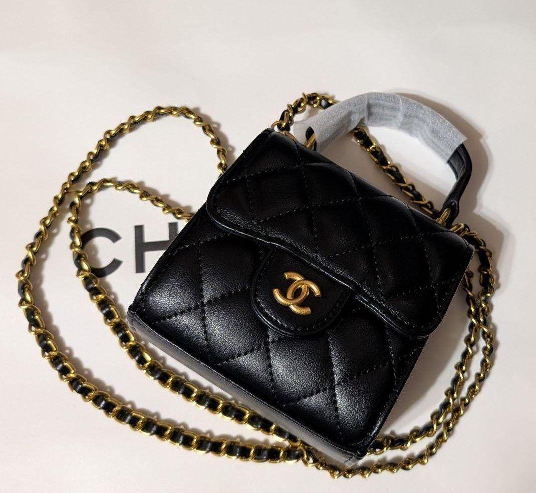 CHANELブラックキルティングチェーンショルダーミニバッグ ミニマトラッセ