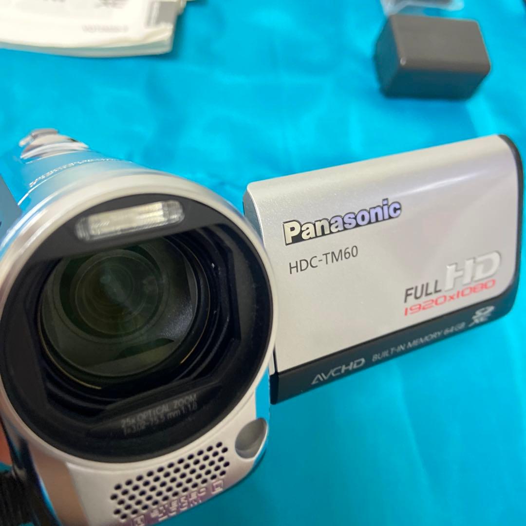 Panasonic HDC-TM60-S（デジタルハイビジョンビデオカメラ）