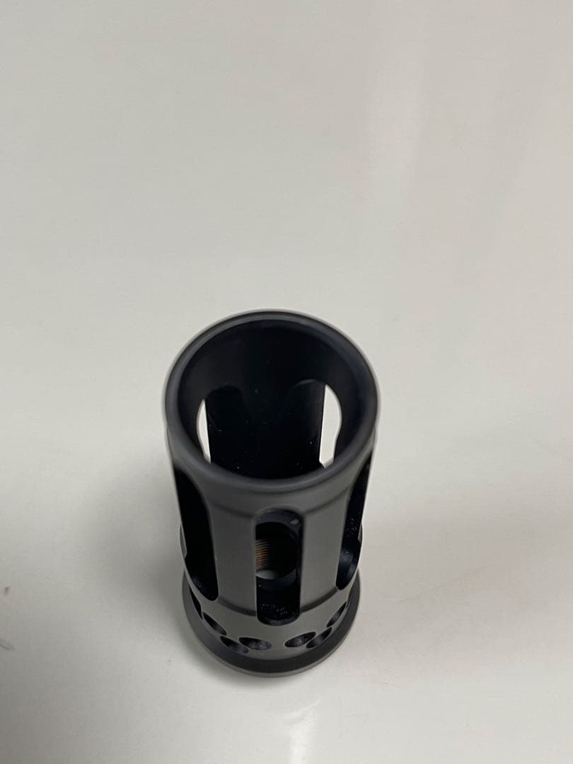 希少　実物 SUREFIRE WARCOMP 556 CTN フラッシュハイダー