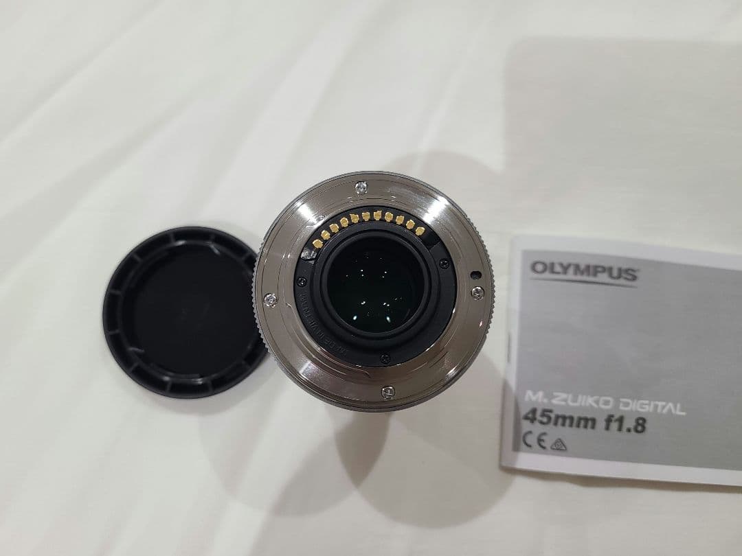 MS　OLYMPUS 単焦点 45mm F1.8　プロテクター付き