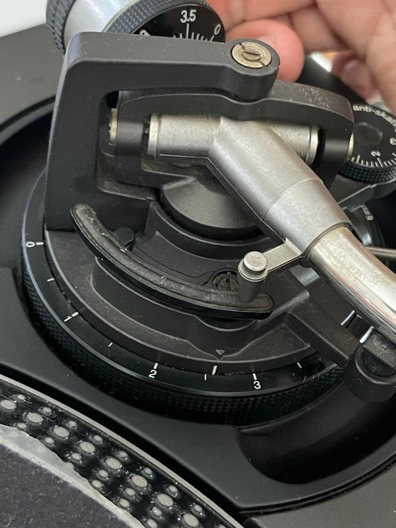 Technics SL-1200 ターンテーブル　要修理