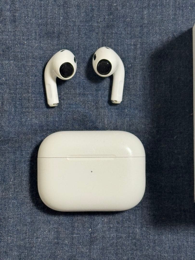 AirPods Pro 第２世代　箱•充電ケース付き