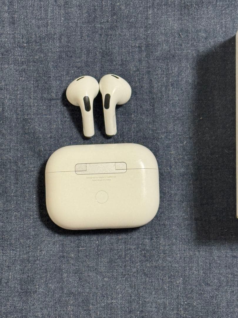 AirPods Pro 第２世代　箱•充電ケース付き