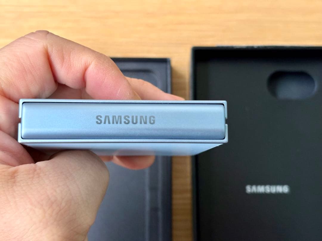 Galaxy Z Flip 6 SIMフリー 256GB