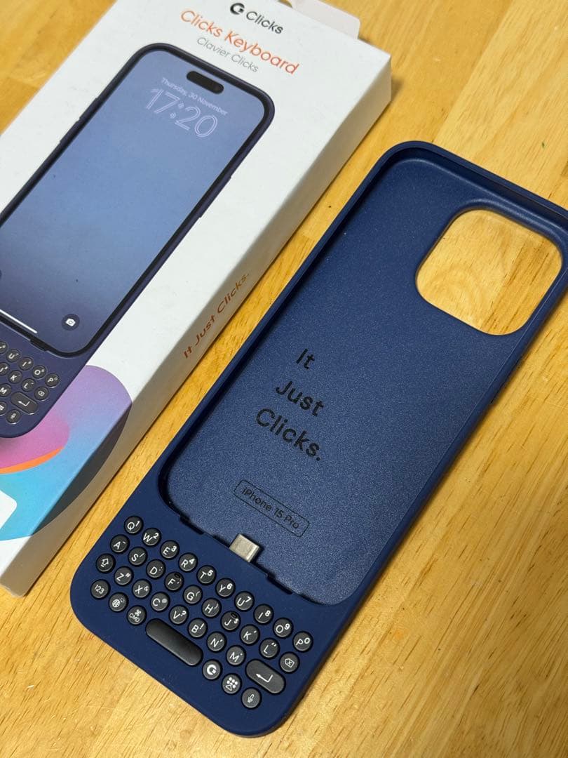 Clicks Keyboard iPhone 15 proケース/ネイビー