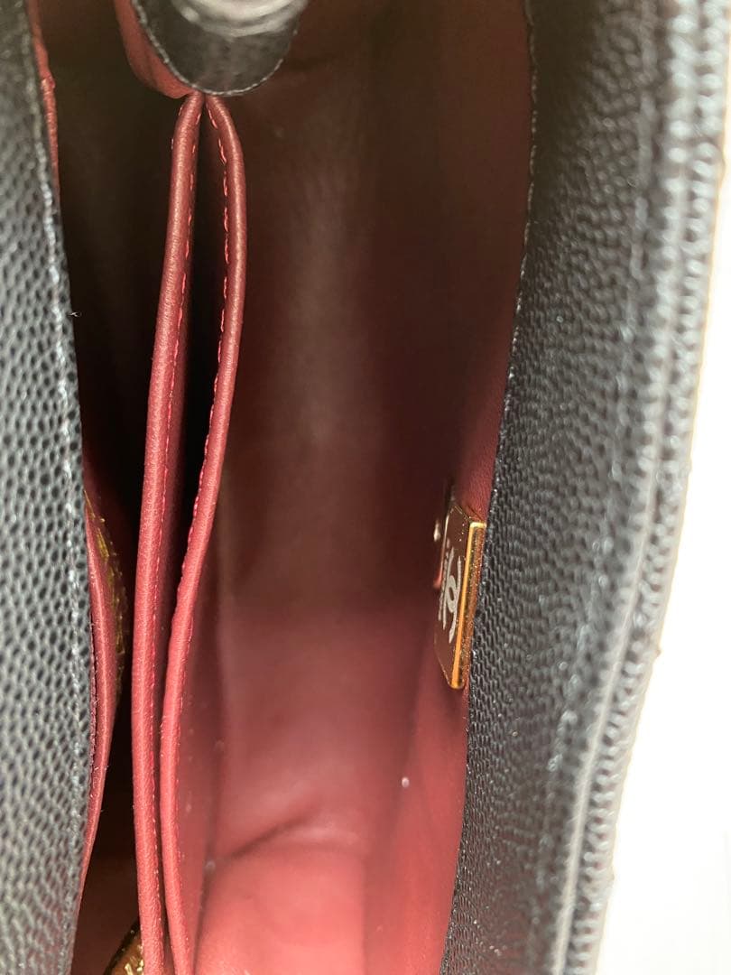 ブラック　キルティング　ショルダーバッグ