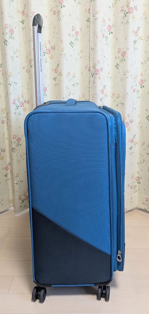 Y*i様 AMERICAN TOURISTER スーツケース