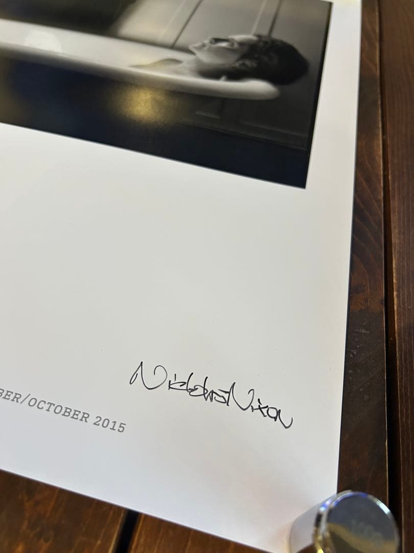 写真家Nicholas Nixon サイン入りエキシビションポスター