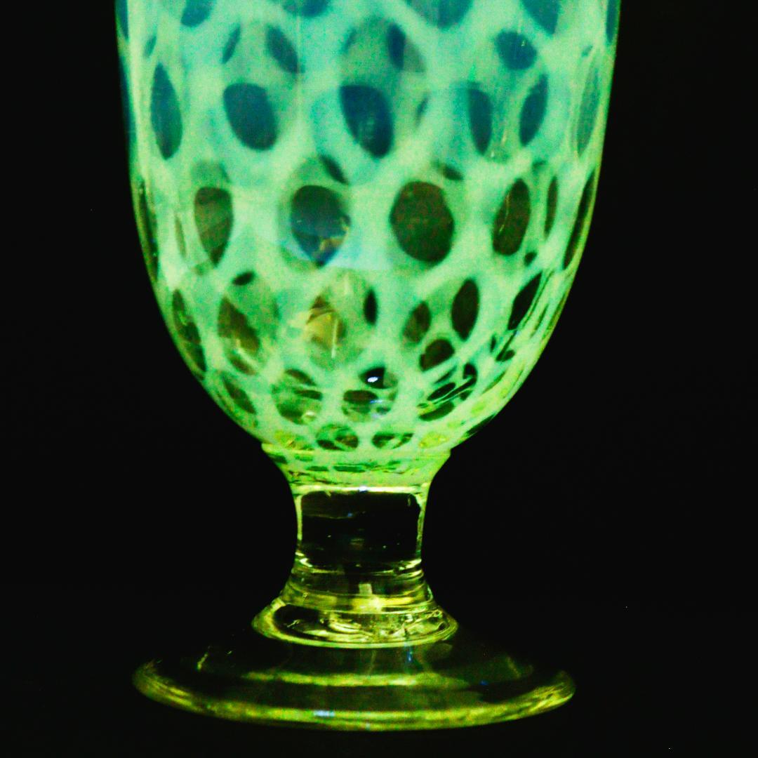 赤縁乳白水玉文 棗型氷コップ 和硝子 ウランガラス