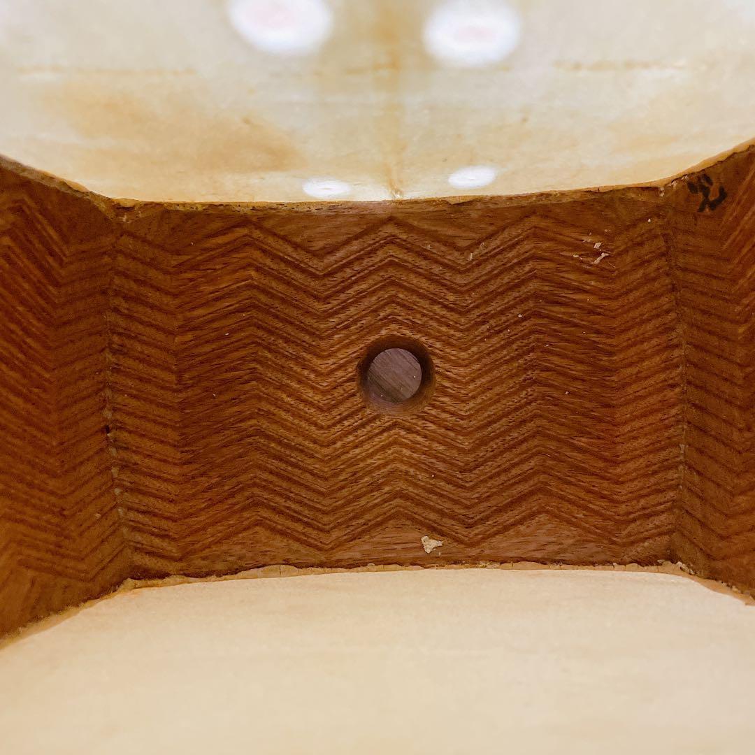 三味線 トチ紅木 綾杉胴 細棹 一本溝 猫皮 天然素材糸巻き 和楽器