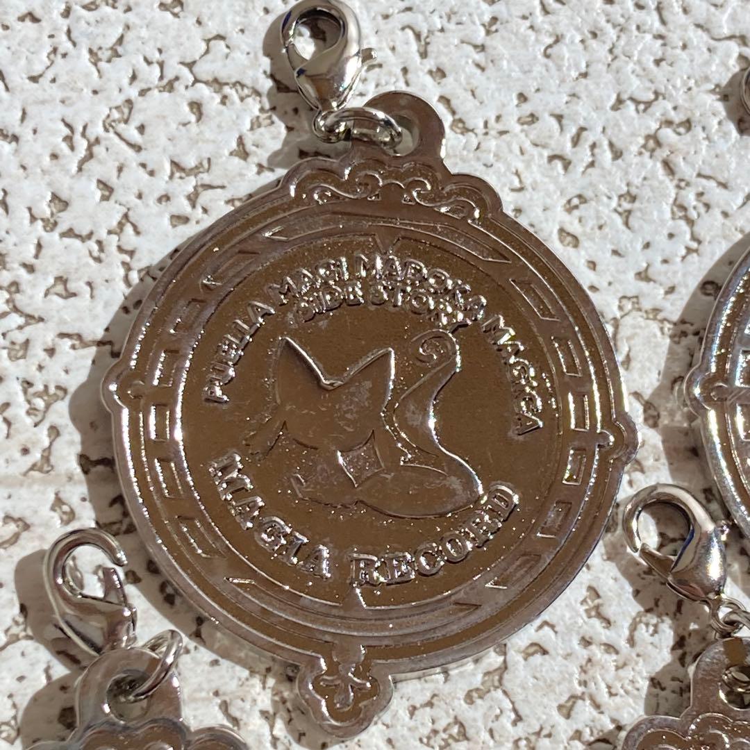 まどマギ　メタルチャーム　5個まとめ　キュゥべえ　マギアレコード