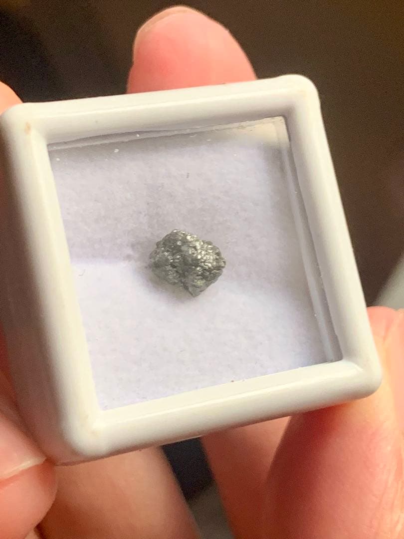 特大ダイヤモンド　原石　1.0ct 隕石ダイヤモンド　ダイア　ルース　標本　化石