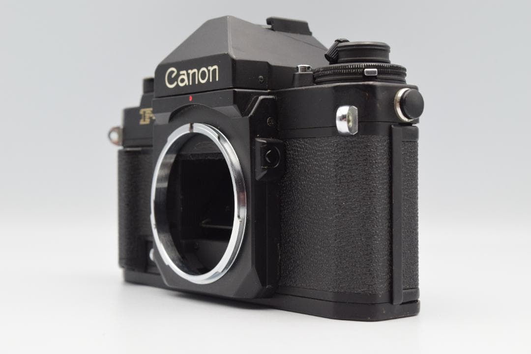 Canon New F-1 ボディ（フィルム一眼レフカメラ）#CB001