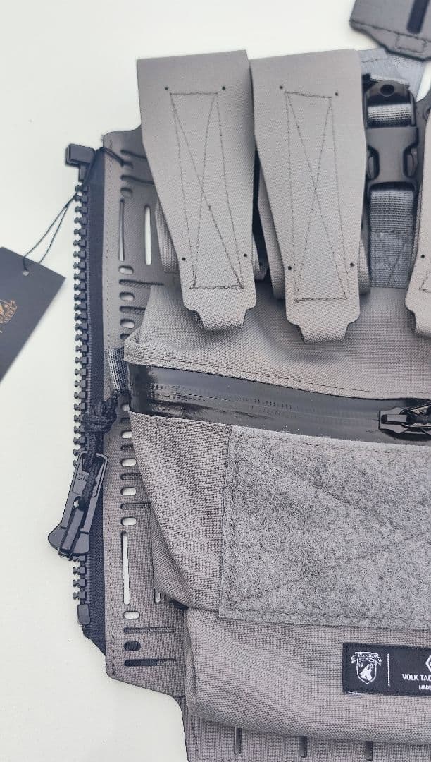 個人装備 VOLK ZIP-ON BACK PANEL V2 WG